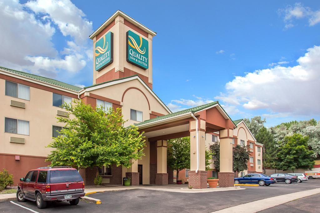 Quality Inn & Suites Lakewood - Denver Southwest Екстериор снимка